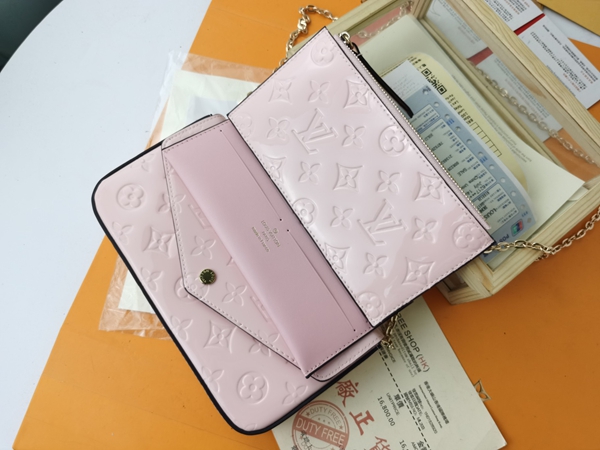 LVコピーウォレット素材ディテール